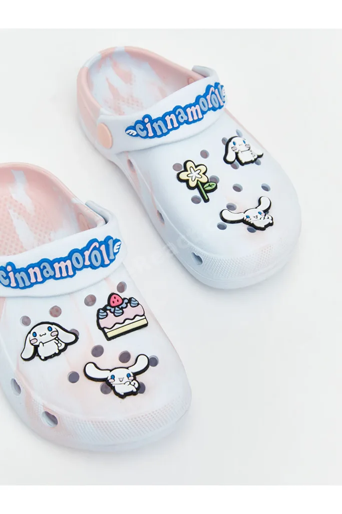 GÜLİS GİYİM'DEN Karışık Cinnamoroll Baskılı Kız Çocuk Plaj Sandaleti
