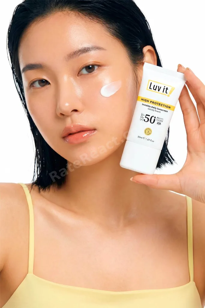 Spf50+ Pa++++ Uva Uvb Yüksek Korumalı Leke Karşıtı Güneş Kremi 50 Ml