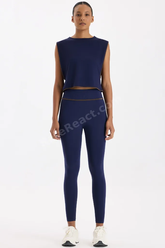 Kontrast Biyeli Sıfır Kol Crop Top Oxford Blue
