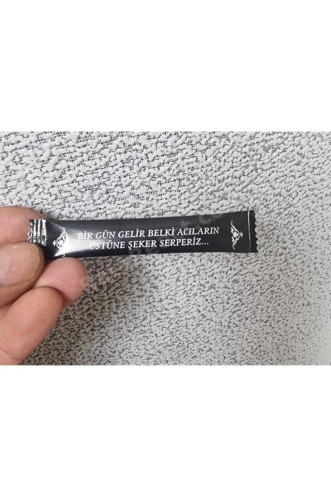 stick toz şeker Esprili Sözler Serisi Siyah Kuşe Ambalaj Net 3 Kg. (3gr.e. X 1000 Adet.e)
