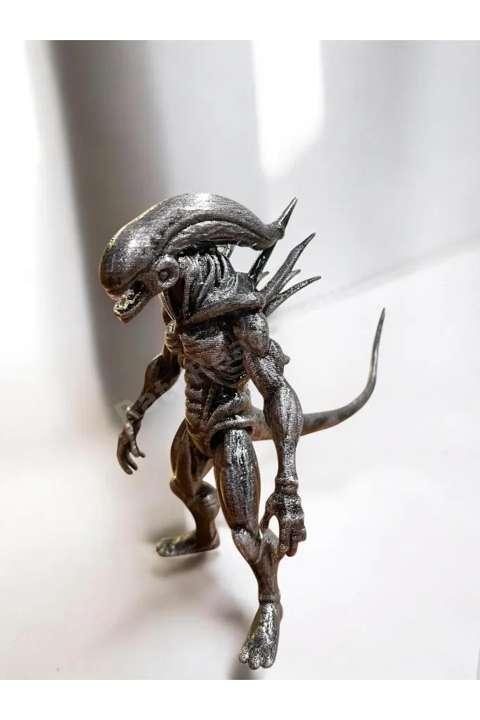 alien figür 15 cm v2