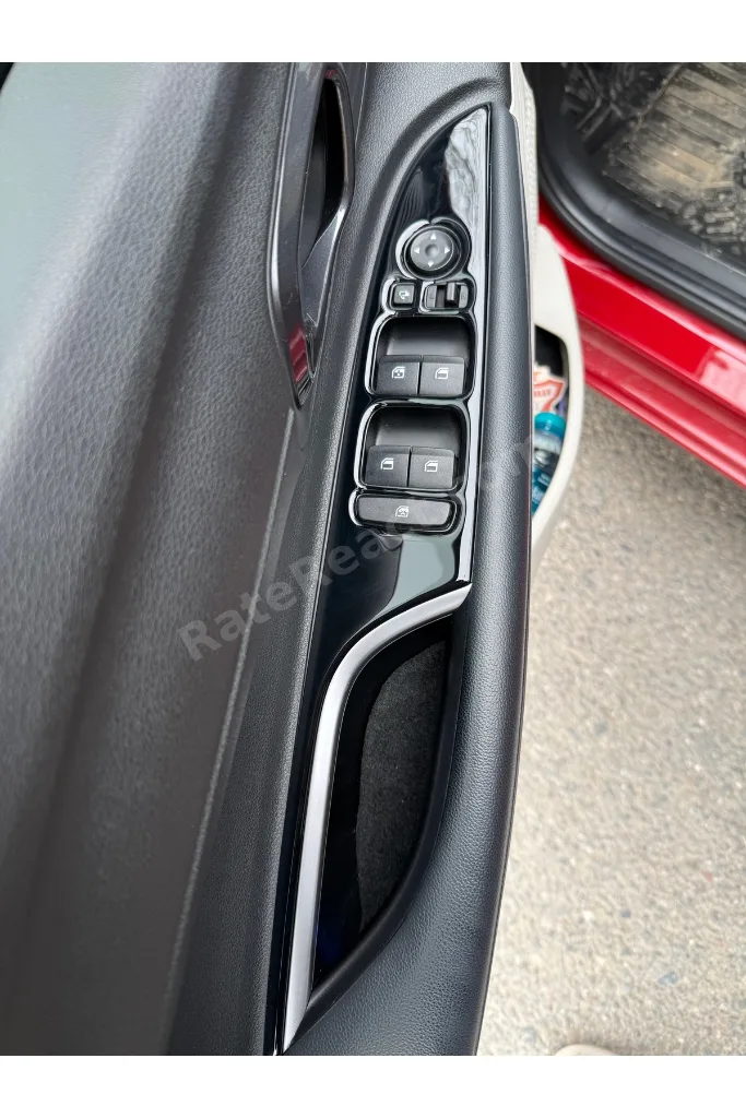 Hyundai İ20 2021 - 2025 Cam Açma Yerleri Piano Black Maun Kaplama