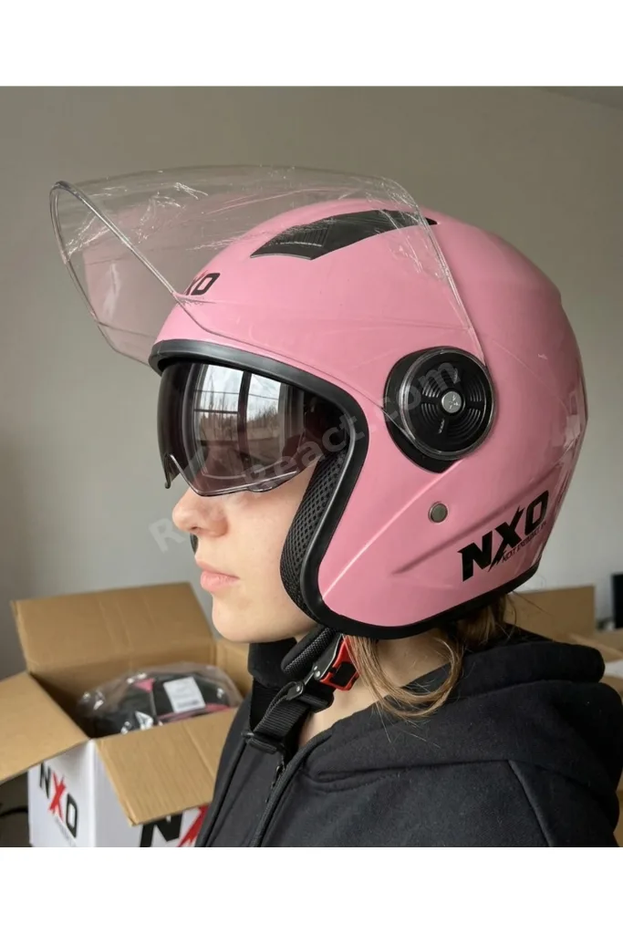 KASK ÇENESİZ GÜNEŞ GÖZLÜKLÜ M BEDEN