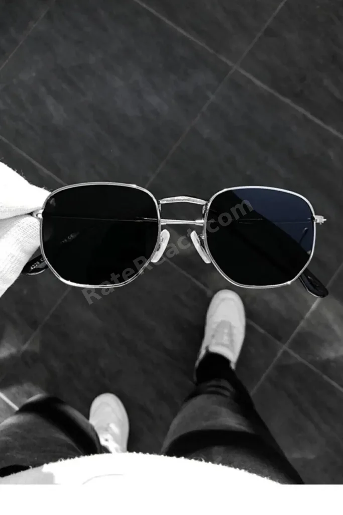 Gümüş Metal Çerçeveli Beşgen Unisex Güneş Gözlüğü