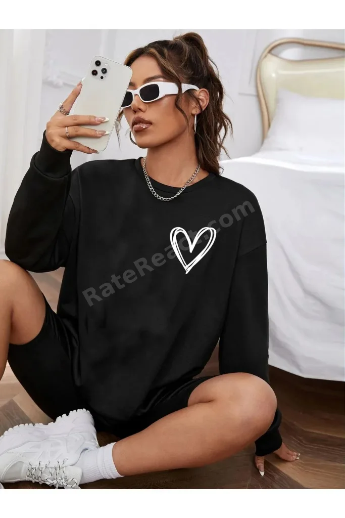 Kalp Baskılı Kapüşonlu Oversize Sweatshirt