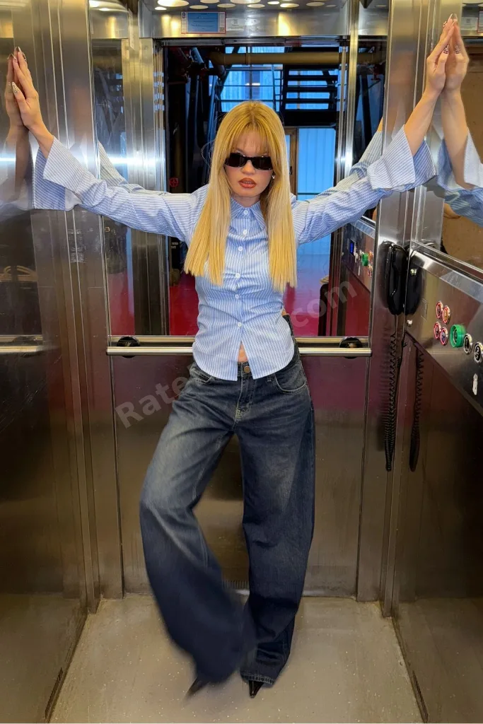 Baggy Fit Barrel Jean